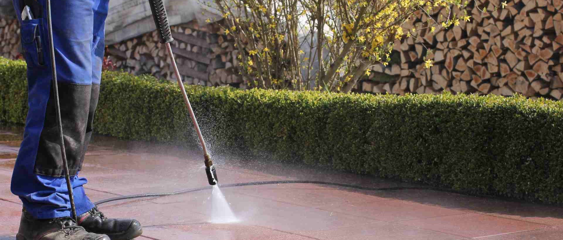 garden maintenance IG1