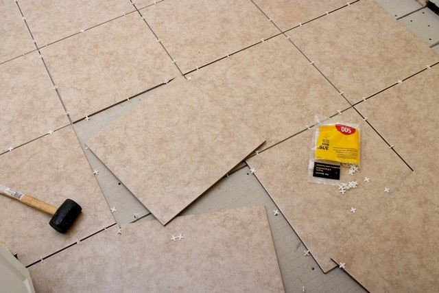 Tiling Ilford, Loxford, IG1